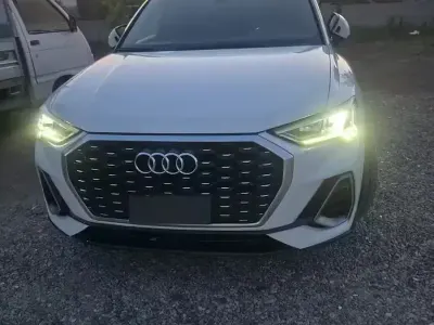 Usata Audi Q3 Sportback S-Line 150 CV (110 kW) 2020 Bianco SUV