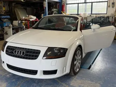 Usata Audi TT Roadster 224 CV (164 kW) 2002 Bianco Cabrio
