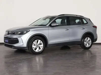 Usata VW Tiguan Life 150 CV (110 kW) 2024 Dolomite silver SUV