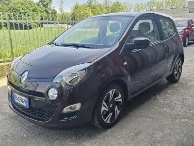 Usado Renault Twingo Dynamique 76 HP (55 kW) 2011 Other Citadino
