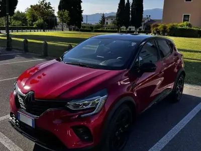 Usado Renault Captur Rive Gauche 94 CV (69 kW) 2022 SUV