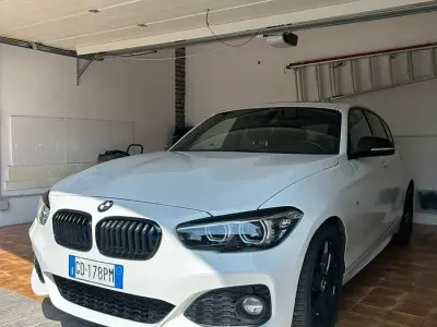 Usata BMW 120 190 CV (139 kW) 2021 Bianco Utilitaria