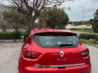 Usata Renault Clio IV 75 CV (55 kW) 2014 Rosso Berlina