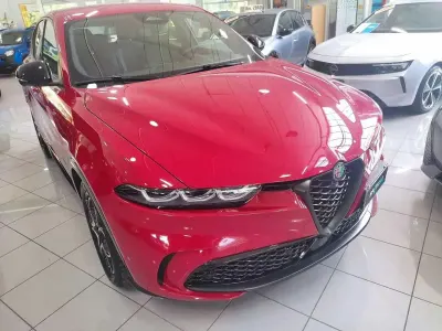 Usata Alfa Romeo Tonale Sprint 131 CV (96 kW) 2025 Rosso SUV