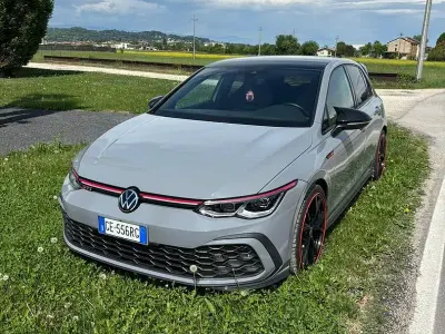Occasion VW Golf VIII GTI 245 ch (180 kW) 2021 Gris Berline