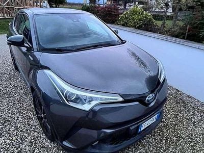 Usata Toyota C-HR Lounge 98 CV (72 kW) 2017 Grigio SUV