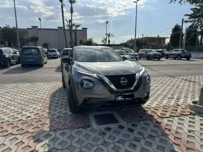 Usata Nissan Juke N-Connecta 114 CV (83 kW) 2023 Grigio SUV