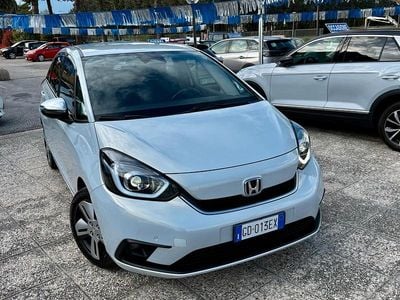 Usata Honda Jazz Executive 98 CV (72 kW) 2021 Grigio Utilitaria