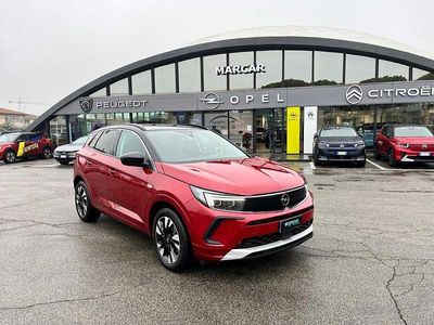 Usata Opel Grandland X Innovation 131 CV (96 kW) 2023 Rosso SUV