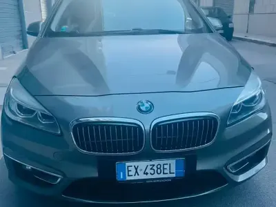 Usado BMW 218 2014 Gris Monovolumen