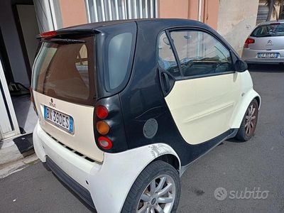 Usata Smart ForFour 2001 Bianco Utilitaria