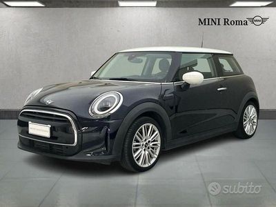 Enigmatic black metallic Usata 2022 Mini Cooper Business Utilitaria | 20.260 € (Buon prezzo)