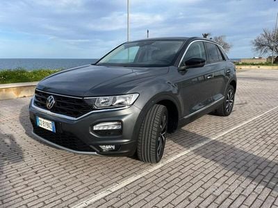 Usata VW T-Roc Style 116 CV (85 kW) 2021 Grigio SUV
