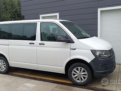 Usata VW Caravelle 2005 Bianco Monovolume