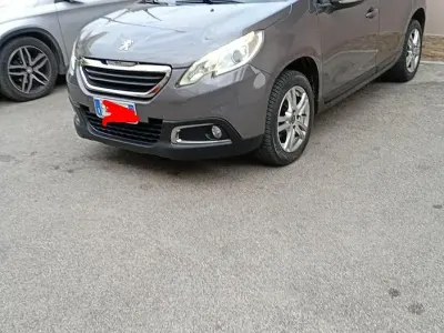 Usata Peugeot 2008 Active 92 CV (67 kW) 2015 SUV