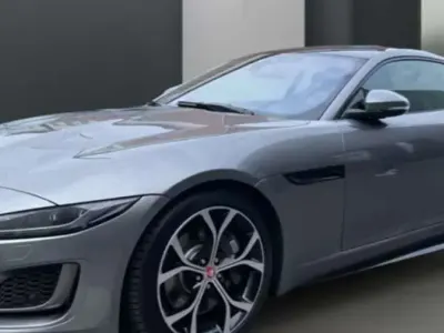 Usata Jaguar F-Type R-Dynamic 300 CV (220 kW) 2022 Grigio Coupé