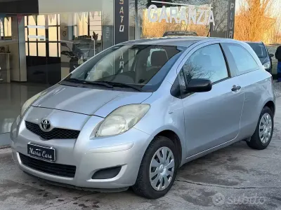Brugt Toyota Yaris 69 HK (50 kW) 2009 Grå Hatchback