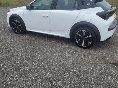 Usata Lancia Ypsilon 101 CV (74 kW) 2024 Utilitaria