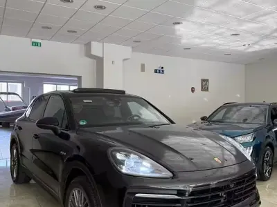 Usata Porsche Cayenne 340 CV (250 kW) 2018 Nero SUV