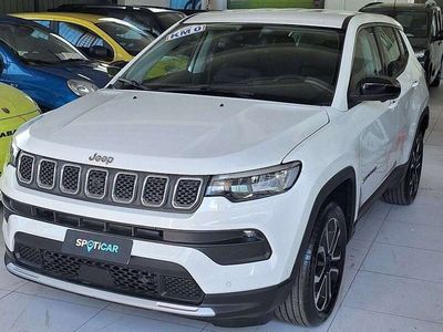 Usata Jeep Compass Altitude 131 CV (96 kW) 2024 Bianco pastello SUV