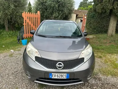 Usata Nissan Note Acenta 80 CV (58 kW) 2014 Grigio Utilitaria