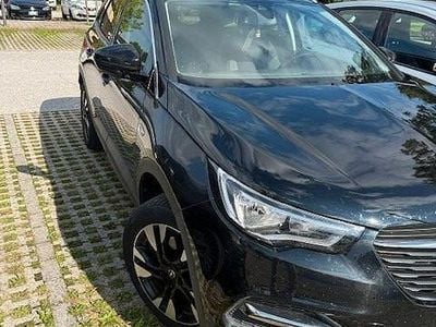 Usata Opel Grandland X Innovation 120 CV (88 kW) 2018 Nero SUV