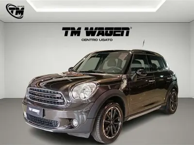 Usata Mini Cooper D Countryman Business 111 CV (81 kW) 2016 Verde SUV