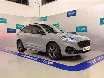 Usata Ford Kuga ST-Line X 190 CV (139 kW) 2023 Grigio pastello SUV