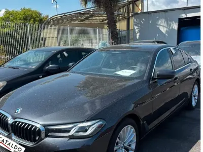Begagnad BMW 530 Luxury Line 249 HK (183 kW) 2022 Grå Kombi
