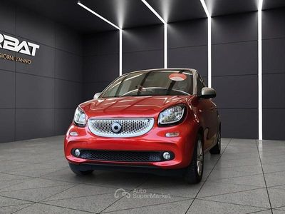 Usata Smart ForFour Passion 90 CV (66 kW) 2015 Rosso Utilitaria