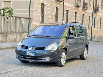 Usata Renault Espace 131 CV (96 kW) 2008 Grigio scuro metallizzato Monovolume