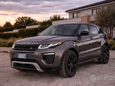 Usata Land Rover Range Rover evoque HSE 180 CV (132 kW) 2017 Grigio SUV