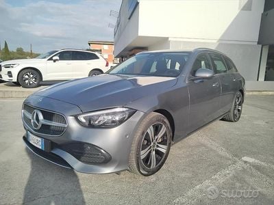 Usata Mercedes C200 163 CV (119 kW) 2022 Grigio Station wagon