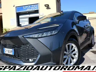 Usata Toyota C-HR 140 CV (102 kW) 2025 Grigio scuro SUV