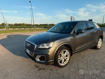 Usata Audi Q2 S-Line 150 CV (110 kW) 2018 Grigio SUV