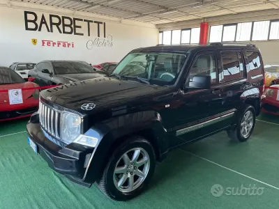 Usata Jeep Cherokee Limited 177 CV (130 kW) 2010 Nero SUV