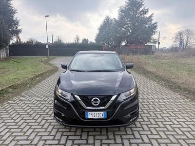 Usata Nissan Qashqai Tekna+ 116 CV (85 kW) 2017 Nero SUV
