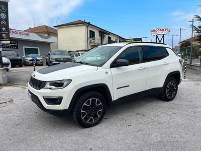 Usata Jeep Compass Limited 170 CV (125 kW) 2019 Bianco SUV