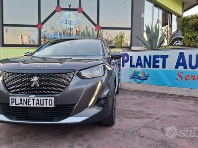 Usata Peugeot 2008 Allure 131 CV (96 kW) 2021 Grigio SUV