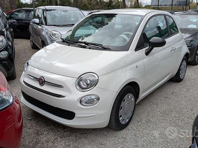 Usata Fiat 500 La Prima 70 CV (51 kW) 2023 Bianco Utilitaria