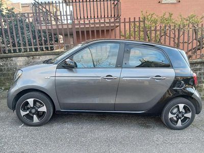 Usata Smart ForFour Prime 71 CV (52 kW) 2018 Nero Utilitaria