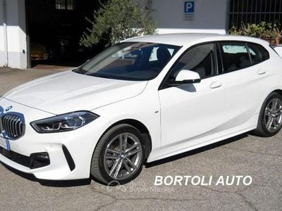 Usata BMW 116 M Sport 116 CV (85 kW) 2022 Beige Utilitaria