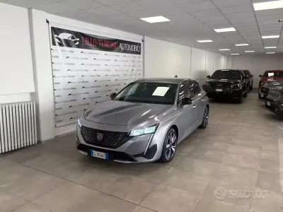 Usata Peugeot 308 Allure 131 CV (96 kW) 2022 Grigio scuro Berlina
