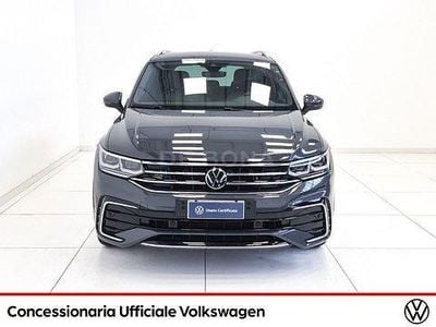 Usata VW Tiguan R-line 200 CV (147 kW) 2023 Grigio SUV