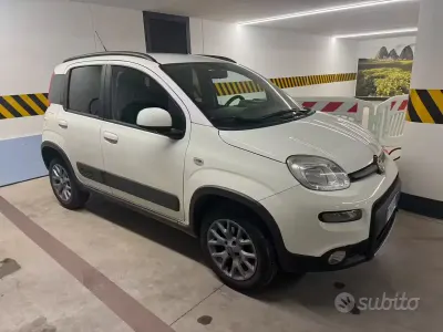 Usata Fiat Panda 4x4 95 CV (69 kW) 2017 Bianco Utilitaria