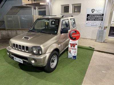 Usata Suzuki Jimny 65 CV (47 kW) 2004 Oro SUV