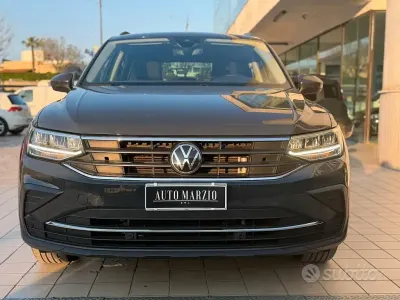 Usata VW Tiguan Elegance 150 CV (110 kW) 2023 Grigio SUV