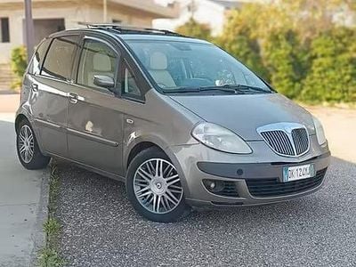 Usata Lancia Musa 2007 Grigio Monovolume