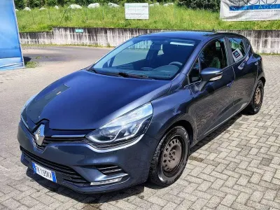 Usata Renault Clio IV Zen 73 CV (53 kW) 2017 Grigio Berlina