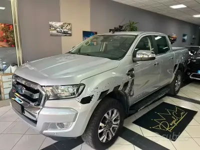 Usata Ford Ranger Limited 200 CV (147 kW) 2018 Grigio Pick-up